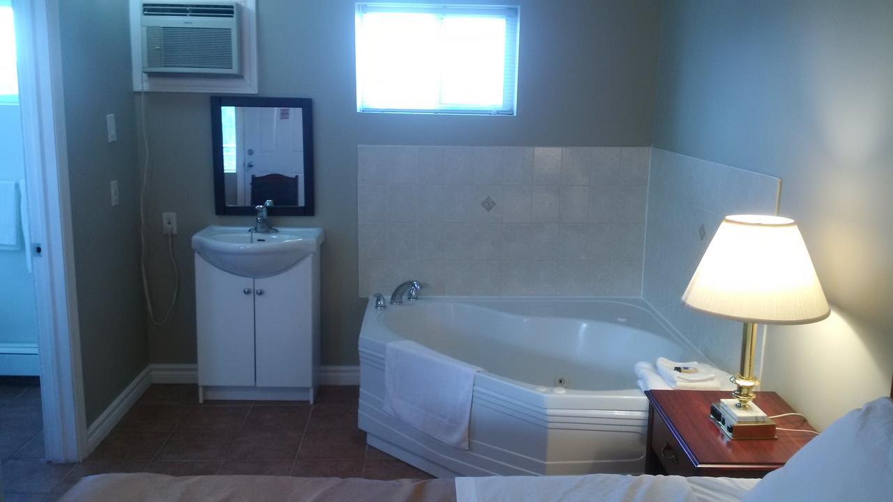 The Highlander Inn Niagara Falls Zewnętrze zdjęcie